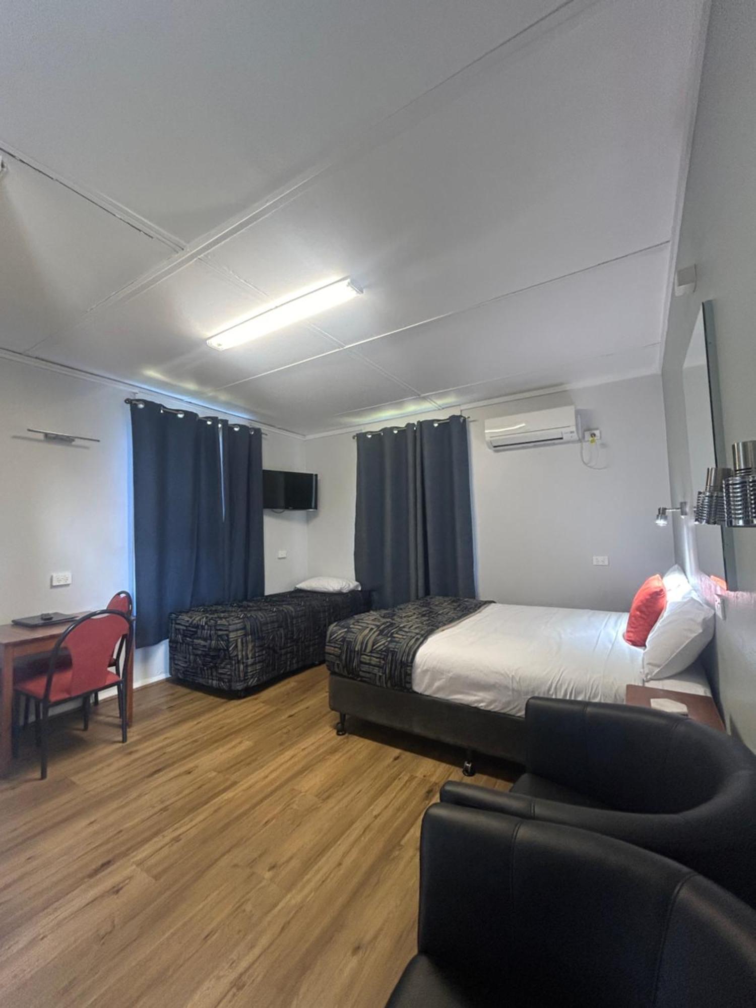 Harden Country Motel Екстериор снимка